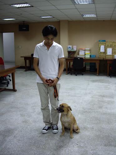訓練師沈宏益對狗狗非常有一套，在他眼中，沒有不聽話的狗　沈宏益/提供